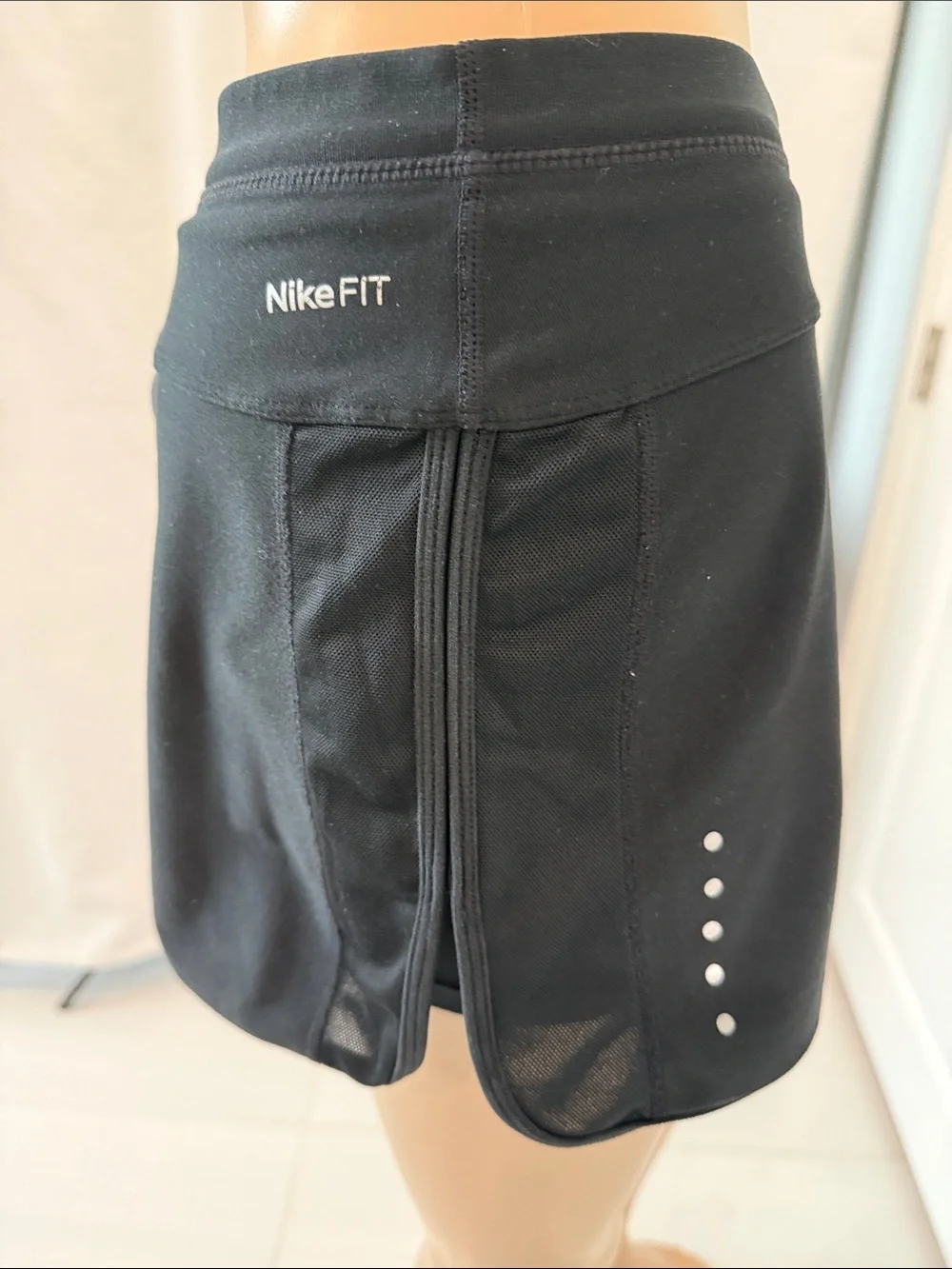 Nike Swift Dri-FIT Mid-Rise Skort Black Size S